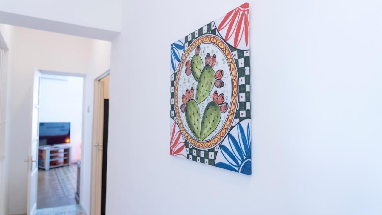 Mary'S Center House Appartement Catánia Buitenkant foto